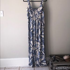 Size medium Loft maxi dress